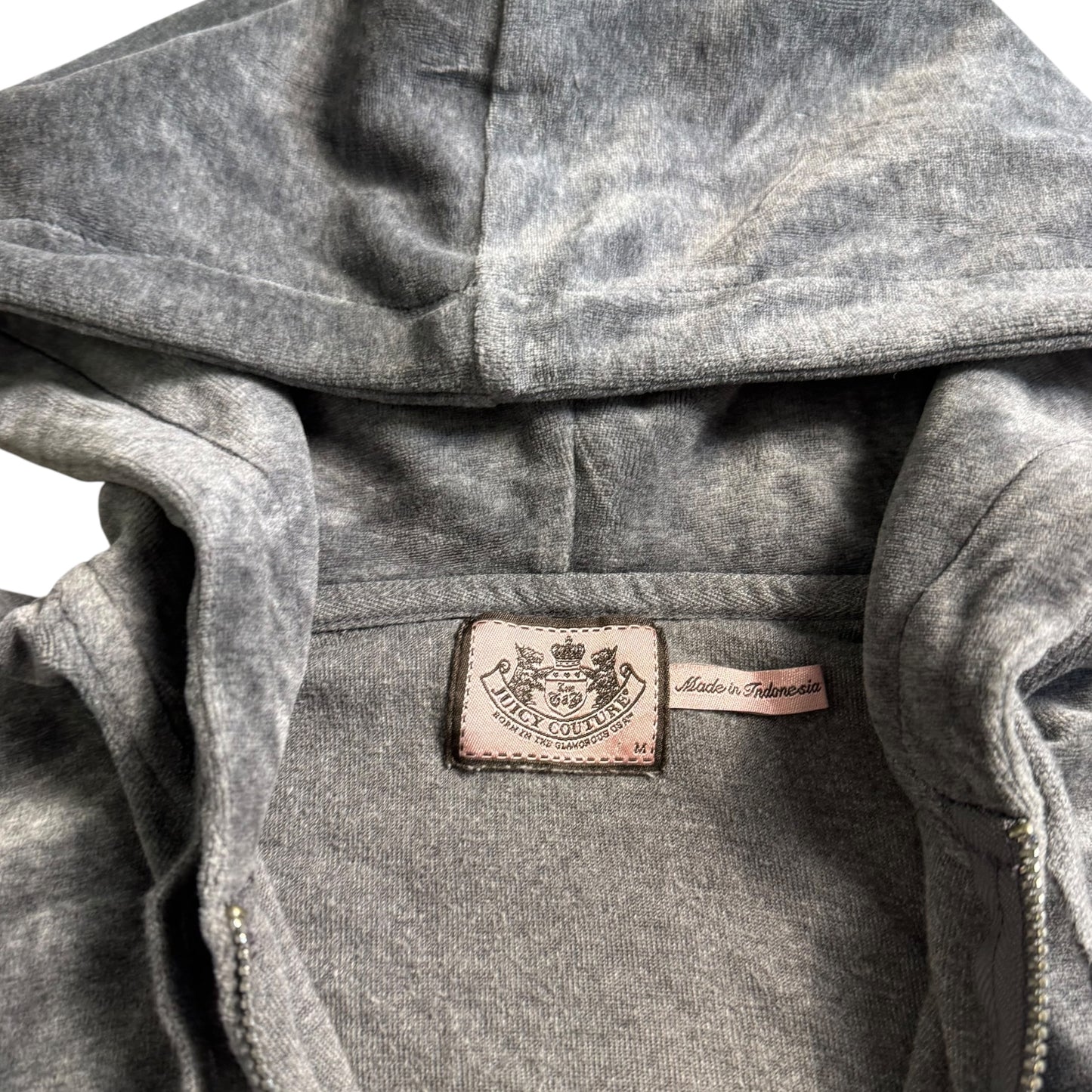 JUICY COUTURE GREY ZIPUP - M