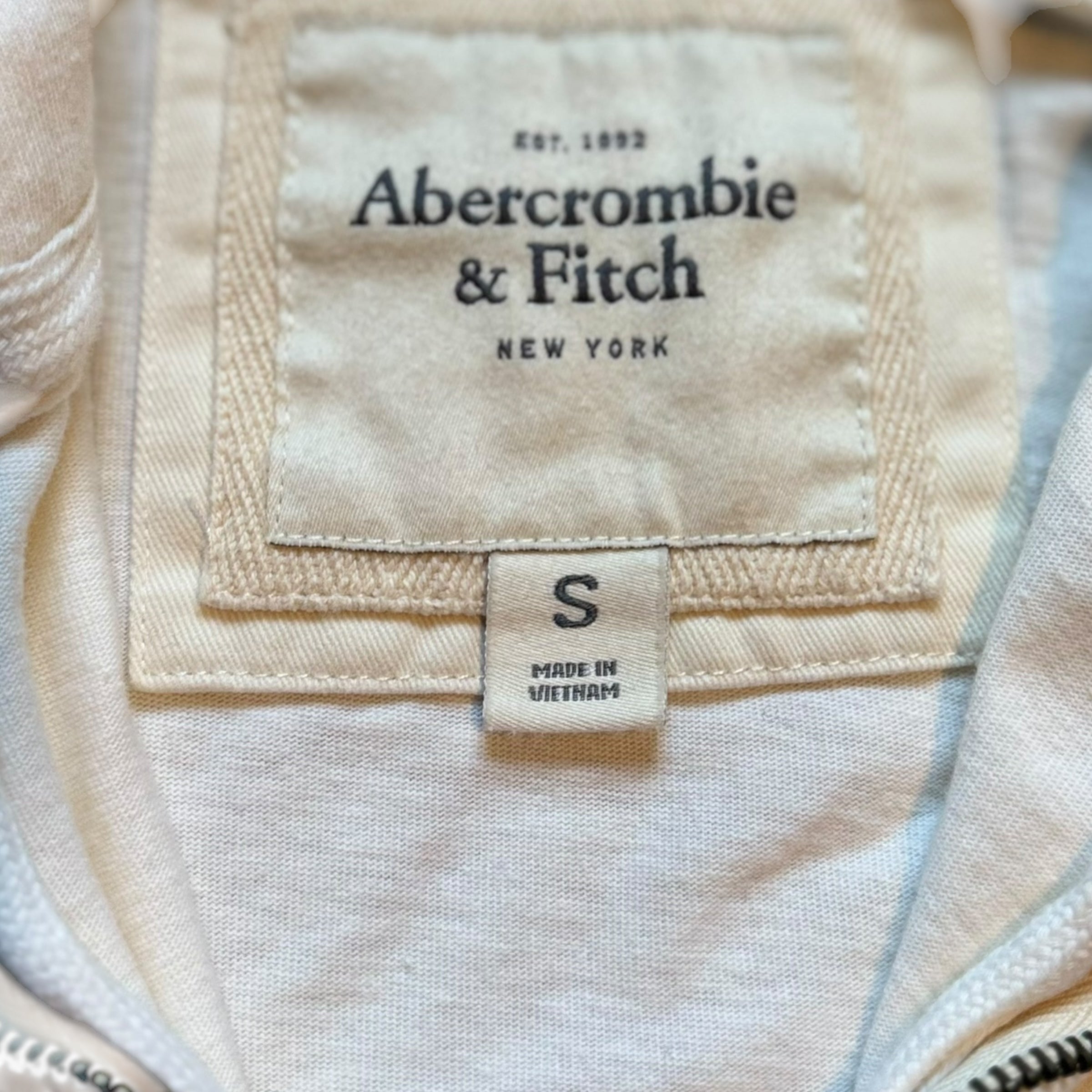 ABERCROMBIE & FITCH ZIPUP - S