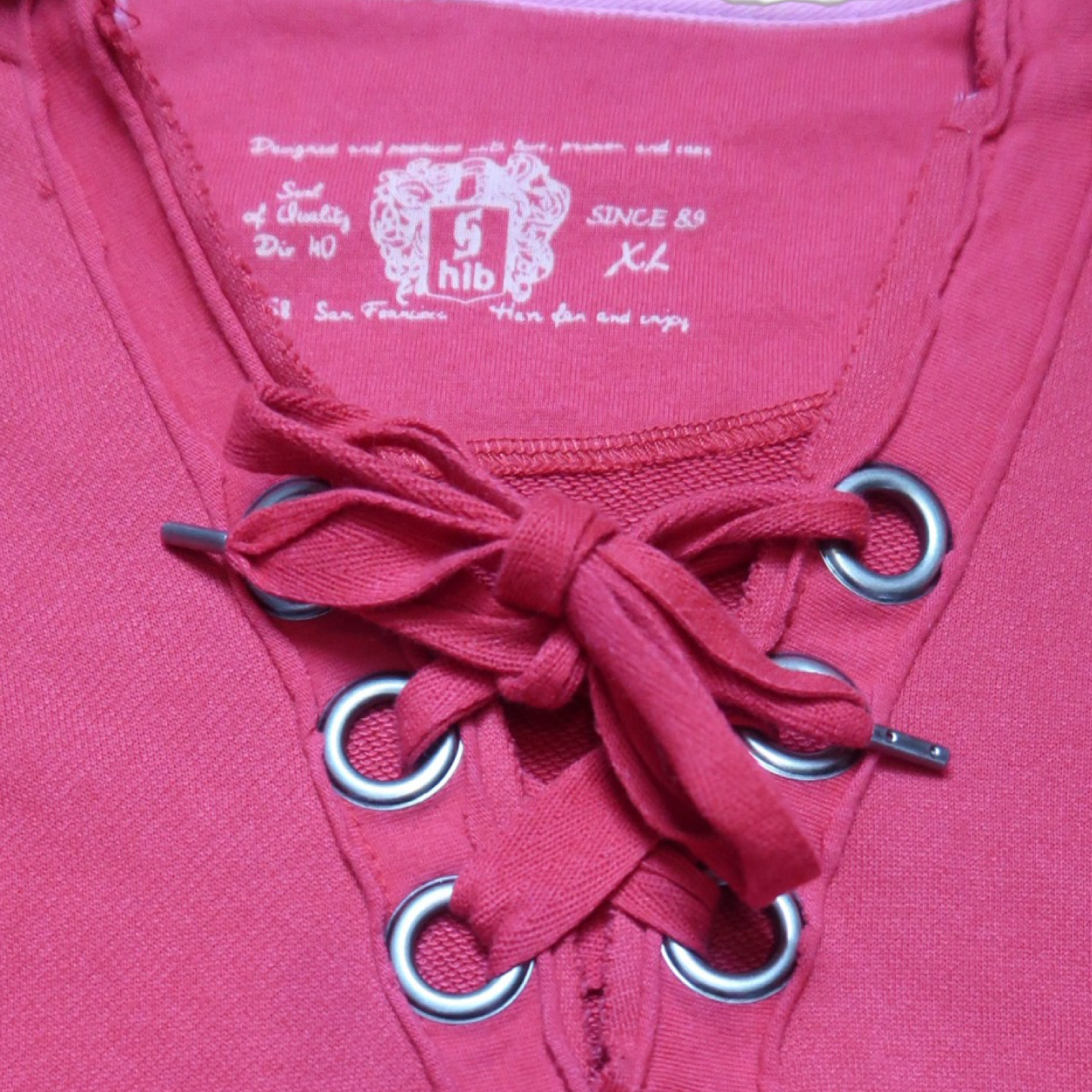 RED HOODIE - XL