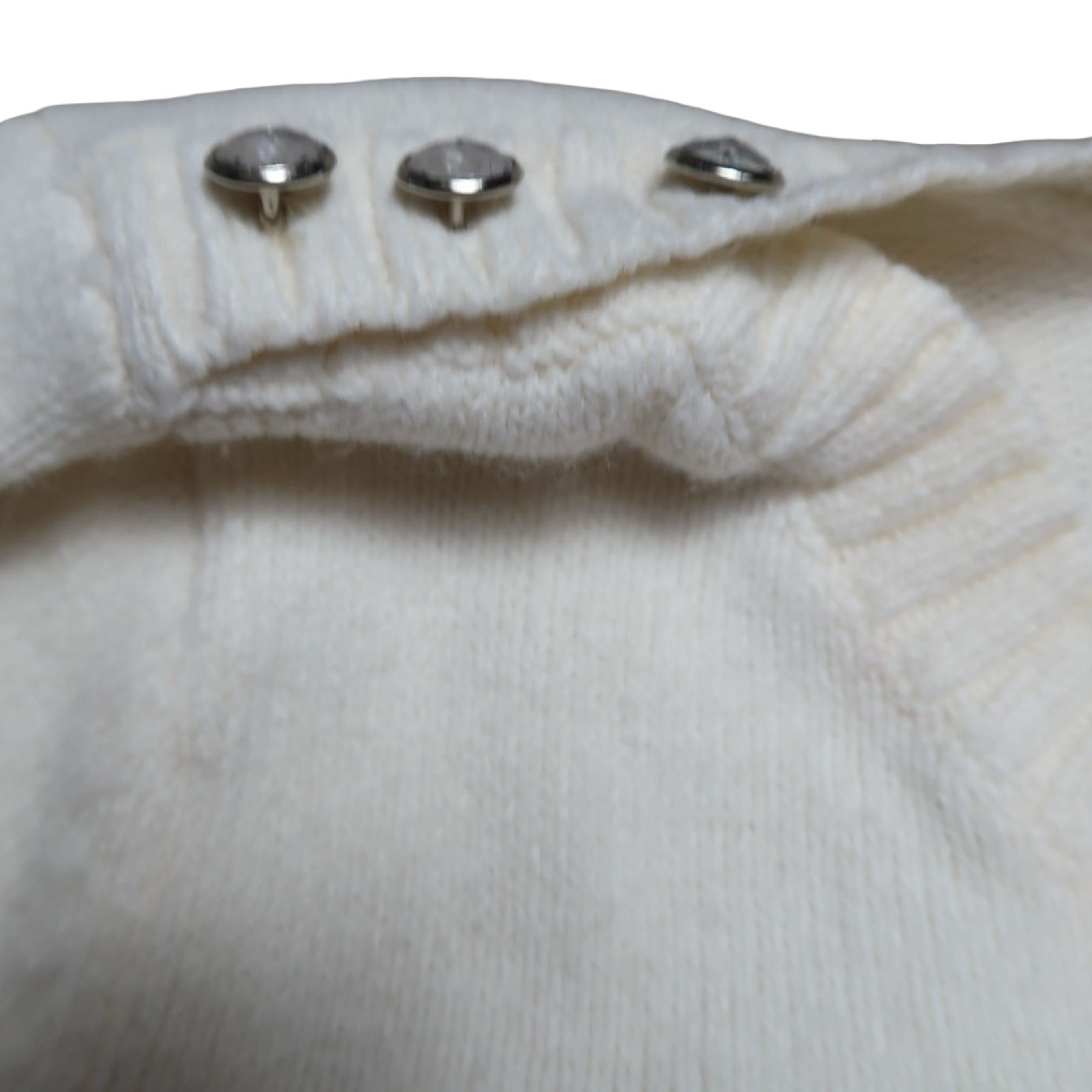 GUESS WHITE SWEATER - S