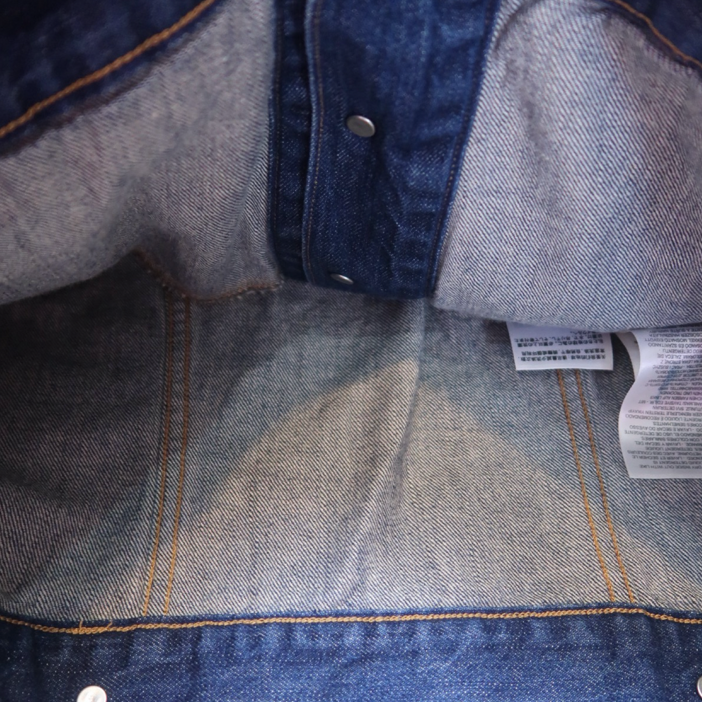 LEVIS DENIM JACKET - S