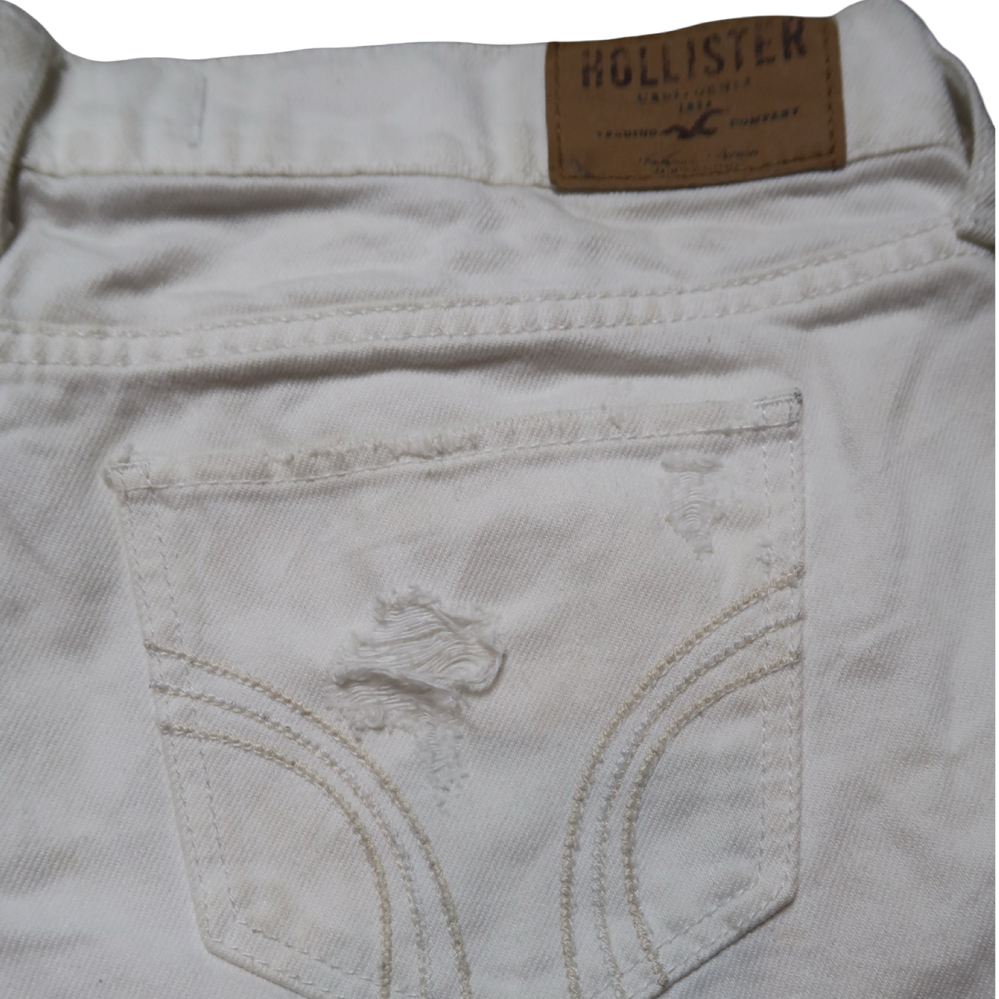 HOLLISTER MINI SHORT - 27”