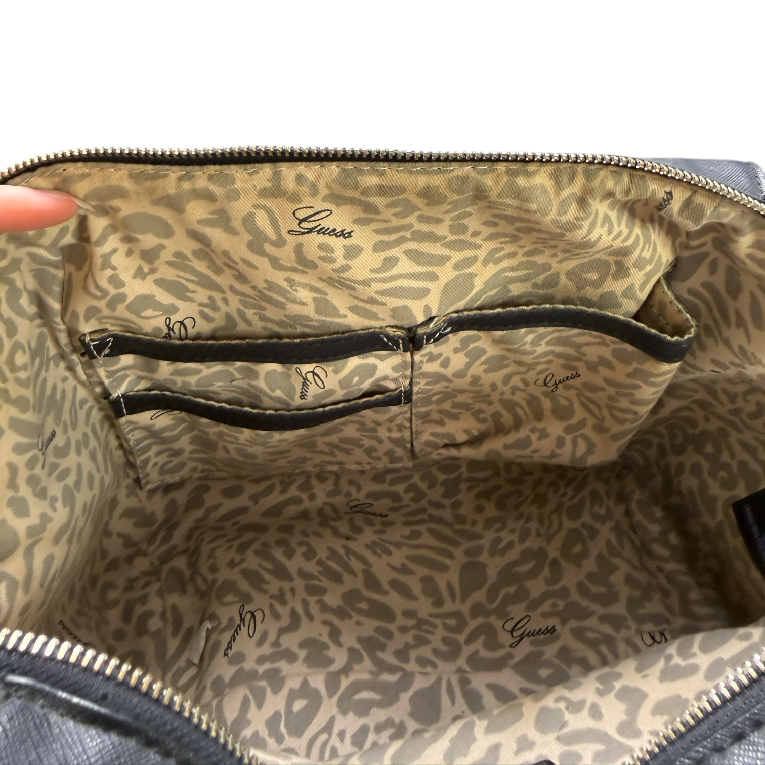 GUESS BAG - M