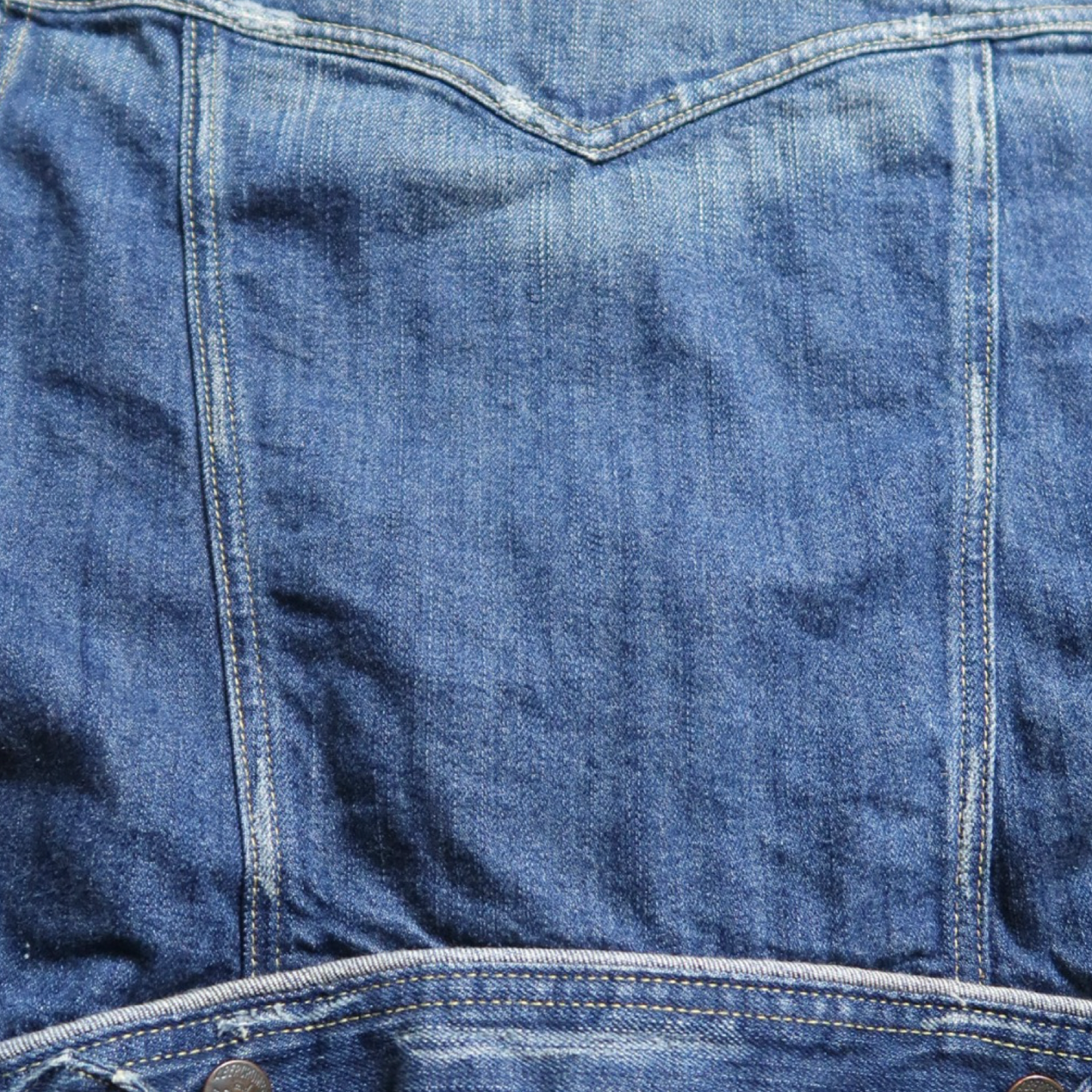 ABERCROMBIE & FITCH DENIM JACKET - M