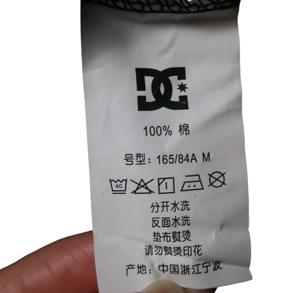 DC SHOES BABY TEE - M