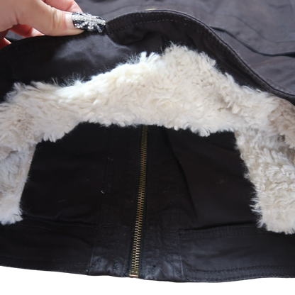 GUESS FUR JACKET - M